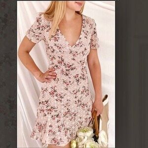 STORIA Girly Girl Eyelet Lilac Floral mini Dress women’s size M cottagecore